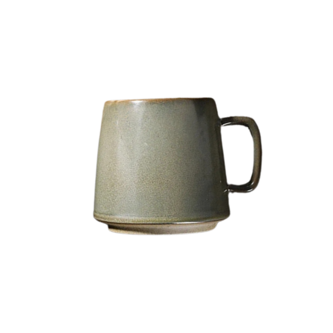 Dylan Bradshaw Ceramic Cup Green €20