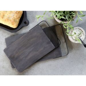Laon tapas board with iron handle mango wood
